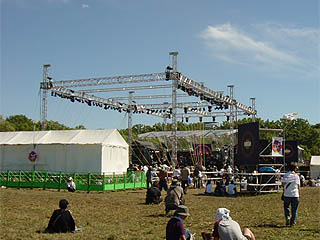 2���ڒ���Moon Circus