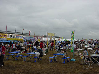 Sun Stage�߂��̉���