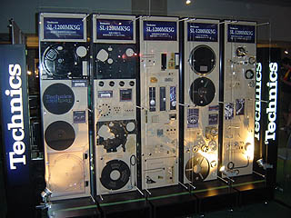 Technics�u�[�X